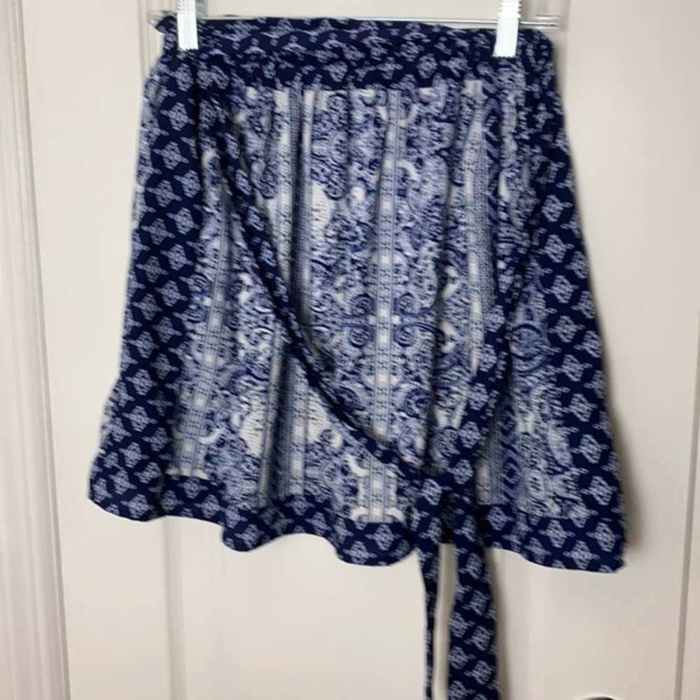 Moonlight Paisley Print Elastic Waist With Sash Tie Size Small Navy Blue & White